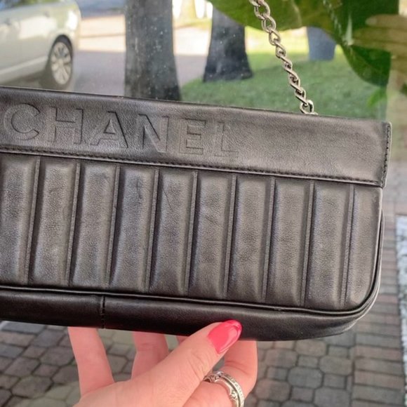 chanel purse - Picture 4 of 4